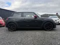 MINI ONE ESSENTIAL TRIM/FACELIFT/DSG/LED/NAVI/1.HD