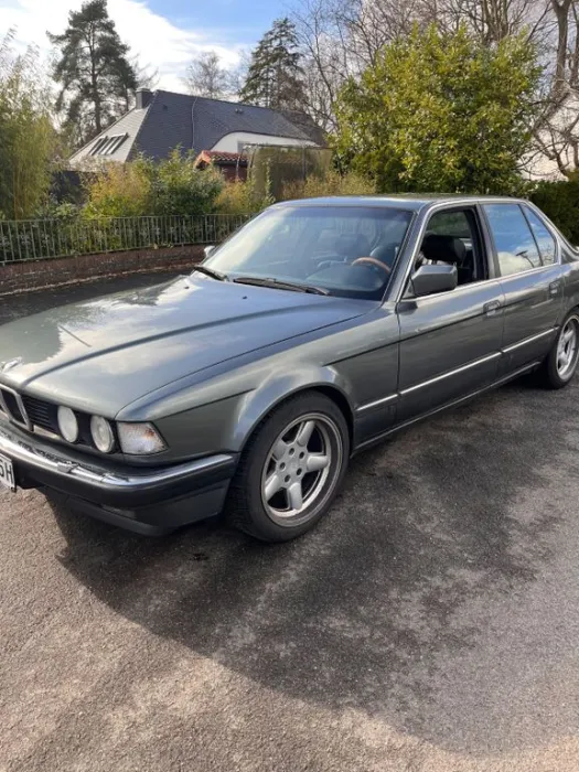 BMW 735
