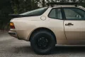 Porsche 944