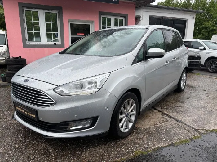 Ford Grand C-MAX Titanium /7.Sitzer/Navi/Sitzheizung/