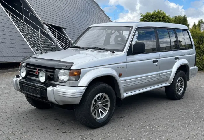 Mitsubishi Pajero 3,0V6*Panoramadach*