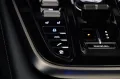 Aston Martin DBX707