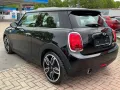 MINI COOPER 1.5 Automatik SHZ BT PDC NAVI LED