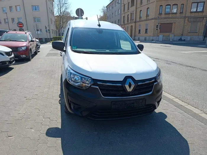 Renault Express Basis tüv Inspektion neu