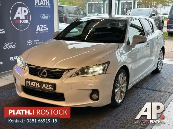Lexus CT 200h