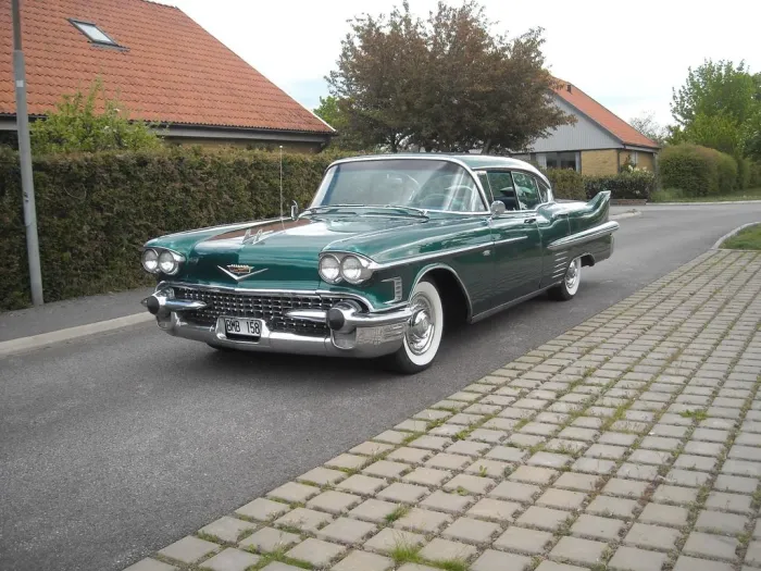 Cadillac Deville