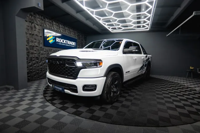 Dodge RAM 3.6 V6 MY 25 Offroad Night-Paket ACC LED 19%