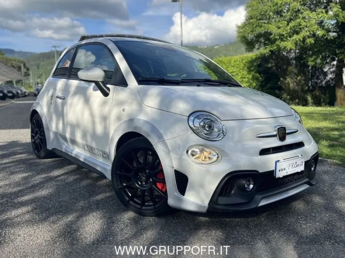 Abarth 695 1.4 Turbo T-Jet 180 CV 70° MTA