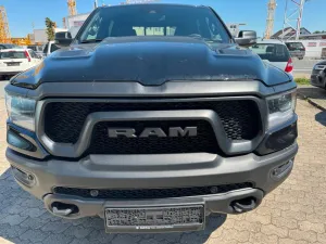 Dodge RAM 1500  5,7L Crew Cab REBEL SHZ/LHZ