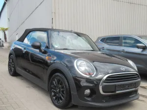 MINI One Cabrio- KLIMAAUT.-LEDER-SHZ-PDC-ALU-ALWR