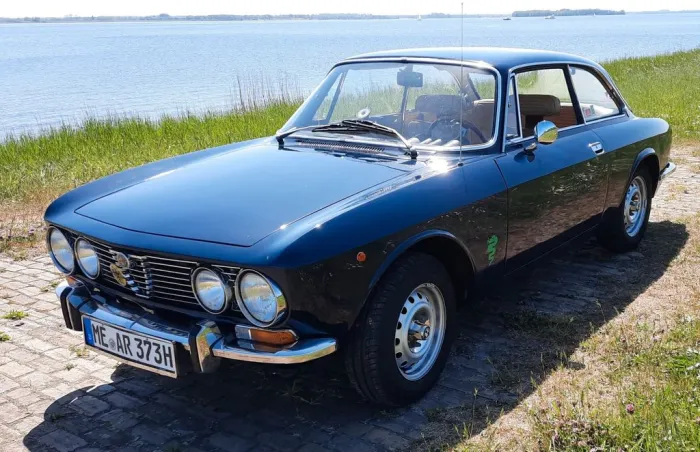 Alfa Romeo 2000 GTV BERTONE