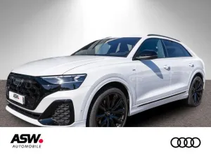 Audi Q8 SUV TDI quattro HUD B&O PANO 360° AHK MATRIX
