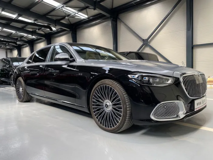 Mercedes-Benz S 680 Maybach   219.900 euro Netto price
