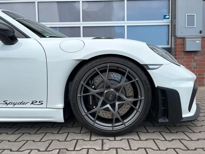 Porsche Spyder RS / 1. Hd / Komfort Sitze / Weissach