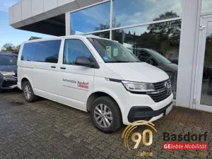 Volkswagen T6.1 2.0 TDI 9-Sitzer Schiebetüren!!! Navi