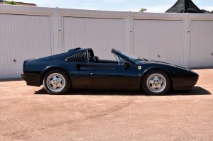 Ferrari 328