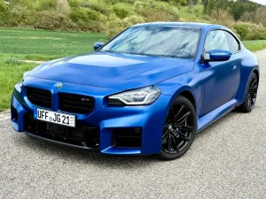 BMW M2 Coupe Individual Frozen Portimao Blau