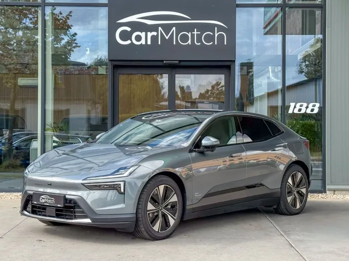 Polestar 4 Long Range Single Motor  - PLUS - PILOT