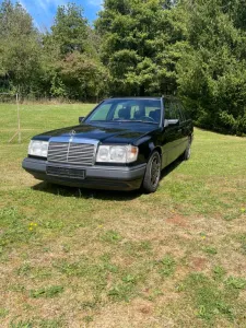 Mercedes-Benz E 320 E 320