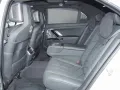 BMW M760e xDrive -Lounge Seating -Fond-Entertainment