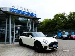 MINI One Clubman Aut., Navi, Panoramadach, K.-Leder