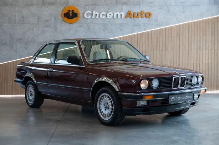 BMW 323i e30 1982 2besitzer