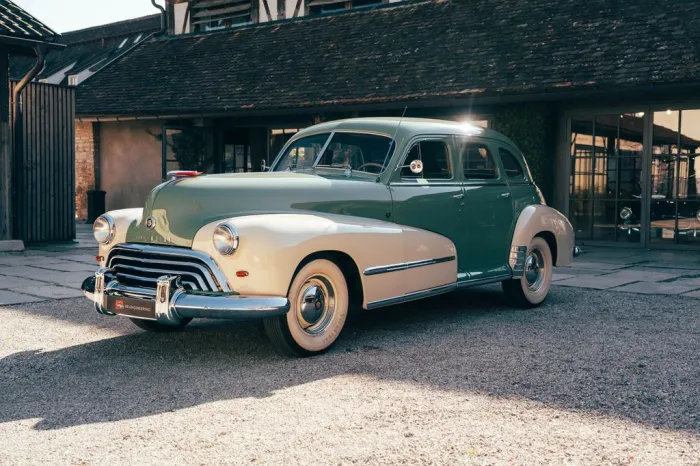 Oldsmobile 66 Sedan in sehr schönem Zustand
