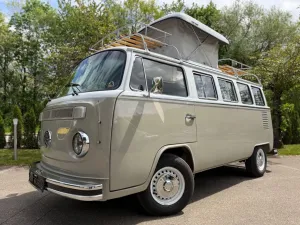 Volkswagen T2 Camper*Küche*Aufstelldach*H-Zulassung*TÜV Neu