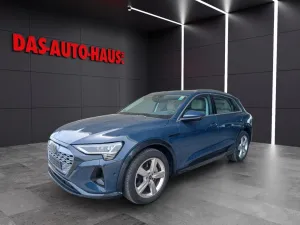 Audi Q8 e-tron 55 quattro advanced AHK UPE 106.182
