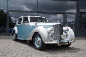 Bentley Mark VI Two Tone *Note 2-*