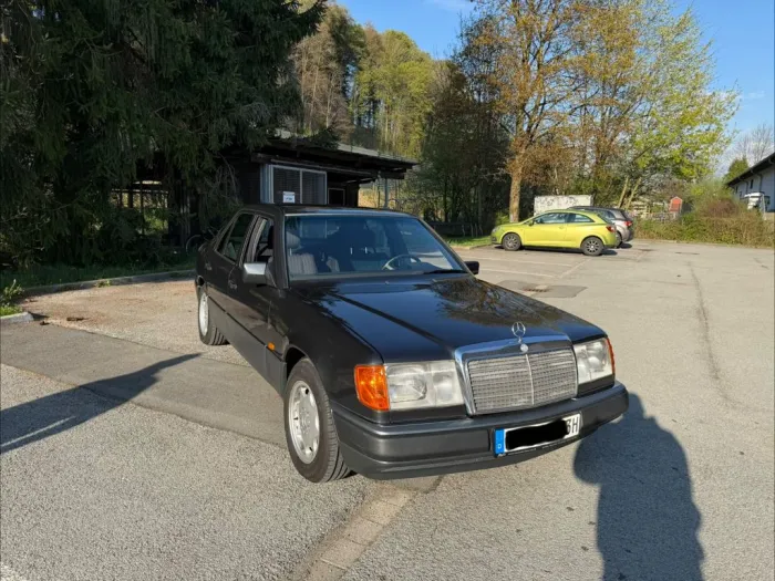 Mercedes-Benz 200 E (*Klima* 8-FACH* kein Rost*)