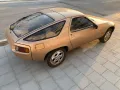 Porsche 928