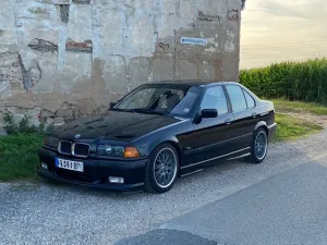 BMW 323i - TÜV neu - M-Paket - KW V1