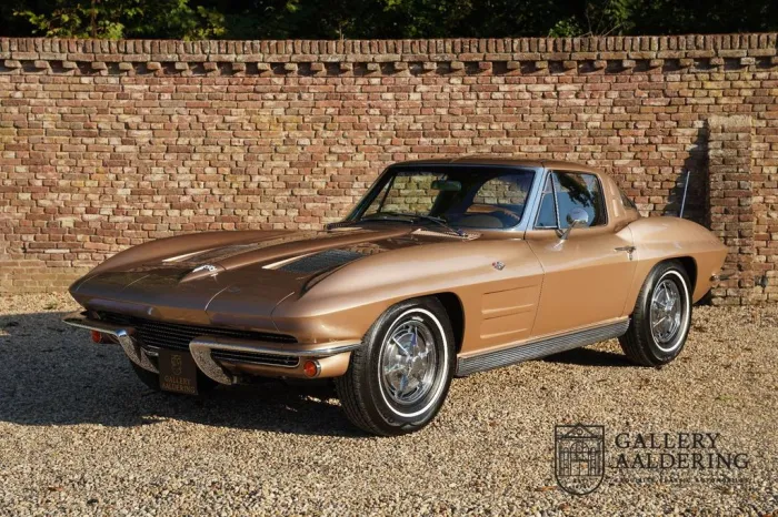Corvette C2 Sting Ray Coupé Split window PRICE REDUCTION