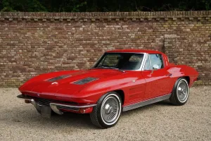 Corvette C2 Sting Ray Split Window PRICE REDUCTION Rare o