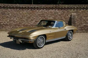 Corvette C2 Sting Ray Split Window PRICE REDUCTION Body-o