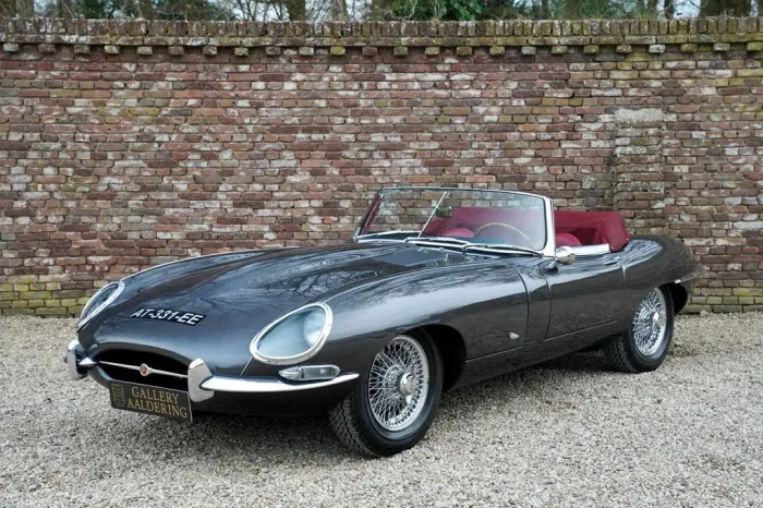 Jaguar E-Type 