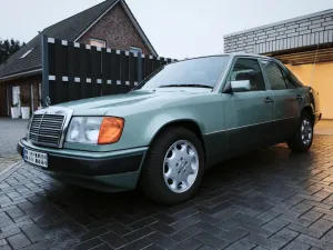 Mercedes-Benz E 230 / W124 Automatik, H-Zulassung, Schiebedach