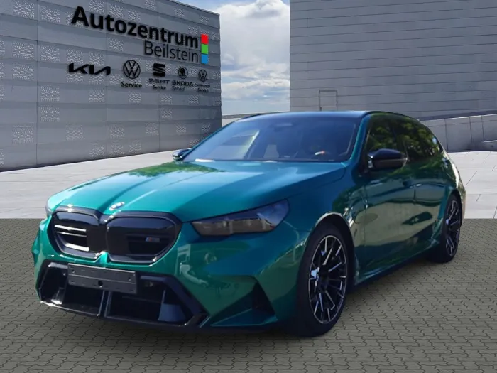BMW M5 Touring Basis PlugInHybrid