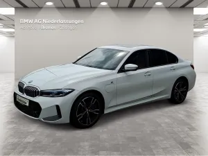 BMW 330e Limousine M Sport LiveCockpitProf Kamera