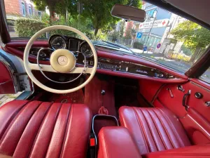Mercedes-Benz 250 SE Coupé W111