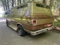 Chevrolet G20 mit Flügeltür