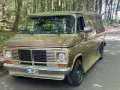 Chevrolet G20 mit Flügeltür