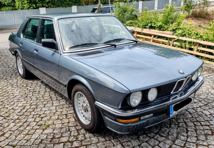 BMW 525e Automatik, 2.Hand mit kompl. Historie