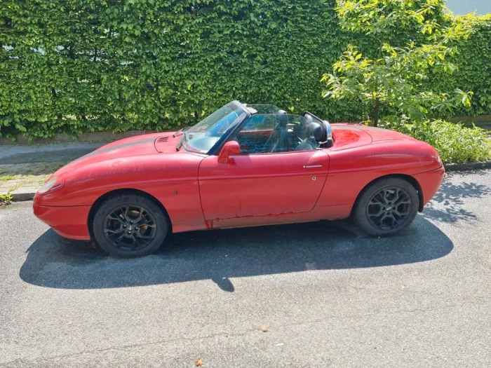 Fiat Cabrio Fiat Barchetta mit OZ Futura Felgen 17