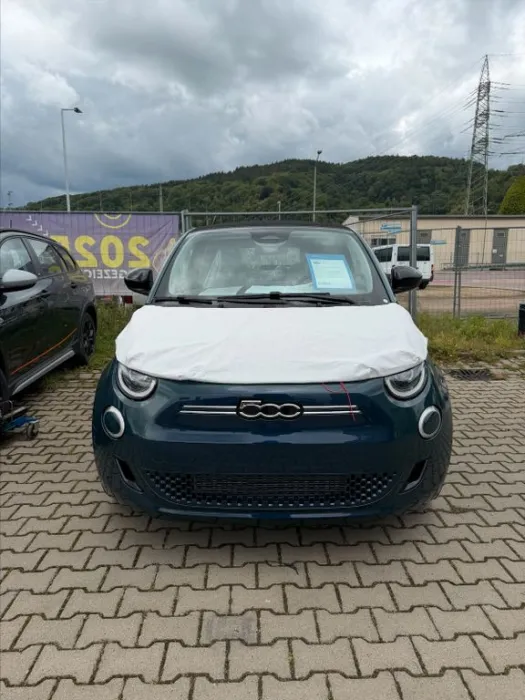 Fiat 500e Cabrio Icon