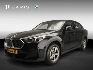 BMW iX2 eDrive20 - LED - navi - panorama dach - Spor