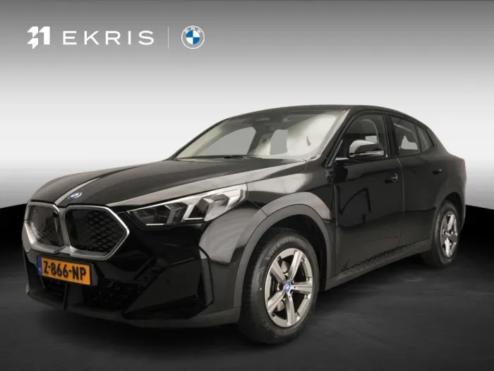 BMW iX2 eDrive20 - LED - navi - panorama dach - Spor