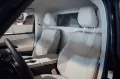 Lexus LM 350h Luxury Light Beige 4 seats