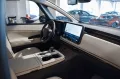 Lexus LM 350h Luxury Light Beige 4 seats